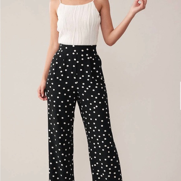 The Water Ripple Textured Pearl Straps Cami - Picture 2 of 5